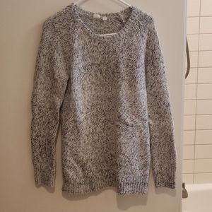 Gap sweater